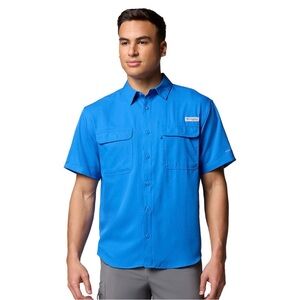Columbia Men’s Bright Blue Short-Sleeve Button-Down Shirt